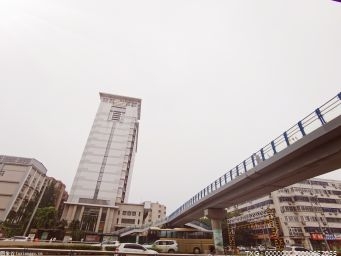 总投资约81.7亿元 青岛京东方项目建设进展顺利